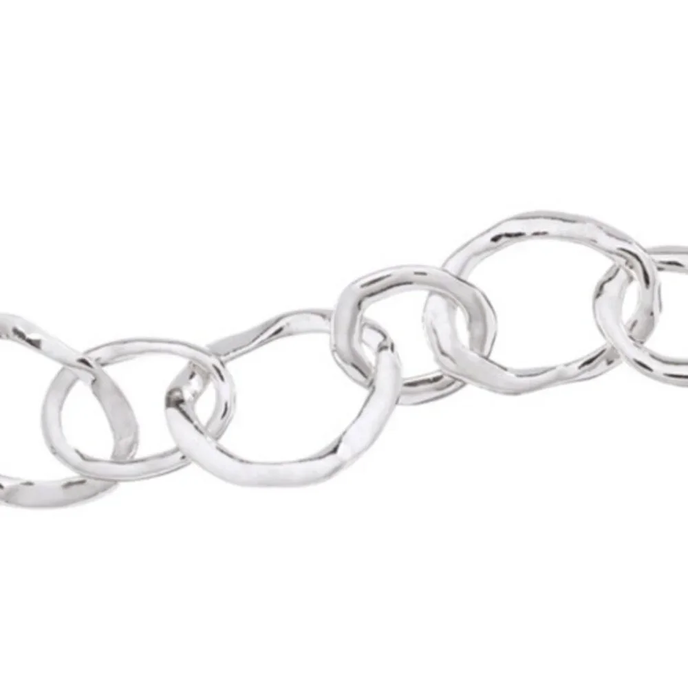 Chloe + Isabel Bracelet Silver-Tone Hammered Oval Chain Link Toggle Womens - Picture 2 of 6